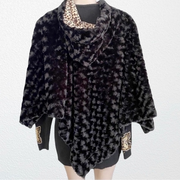 Reversible Faux Fur Hooded Cape/Poncho mink/Leopard/Animal Print OS - Picture 10 of 10